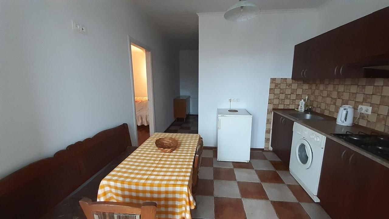 Apartment Na Saharova Ivano-Frankivsk Exteriör bild